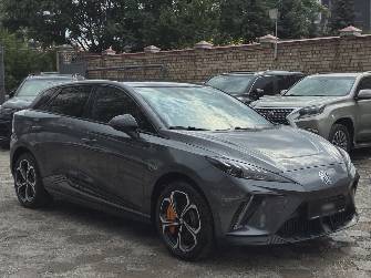MG 4 EV Electro AT 4WD