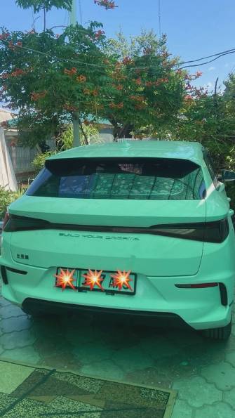BYD E2 I Long Range Electro AT