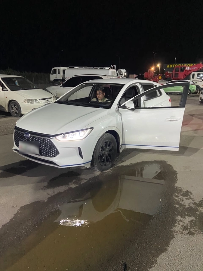 BYD E2 I Long Range Electro AT