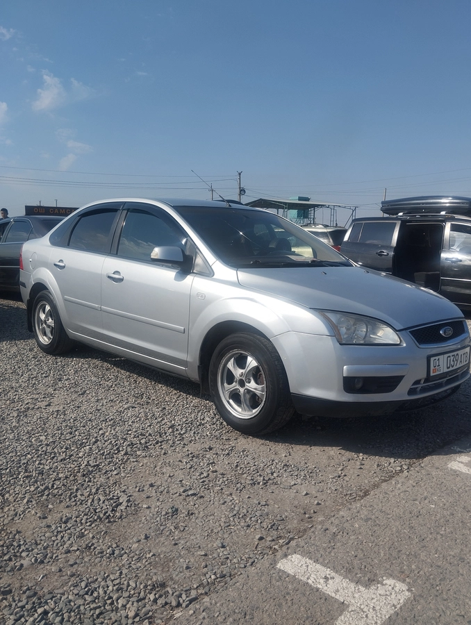 Ford Focus II 1.6 MT