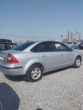 Ford Focus II 1.6 MT