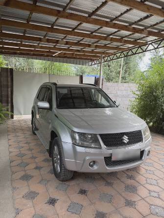 Suzuki Grand Vitara III 2.0 MT 4WD