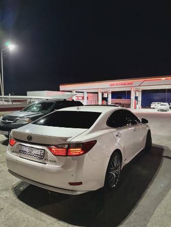 Lexus ES VI 300h 2.5hyb CVT