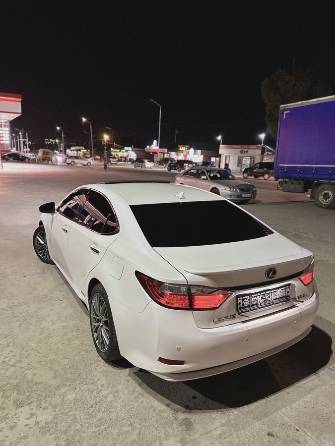 Lexus ES VI 300h 2.5hyb CVT