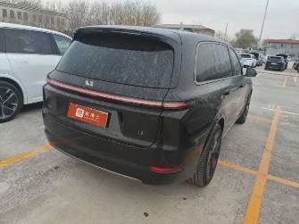 LiXiang L9 Рестайлинг 1.5hyb AT 4WD