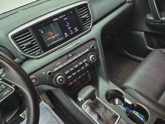 Kia Sportage IV Рестайлинг 2.0d AT