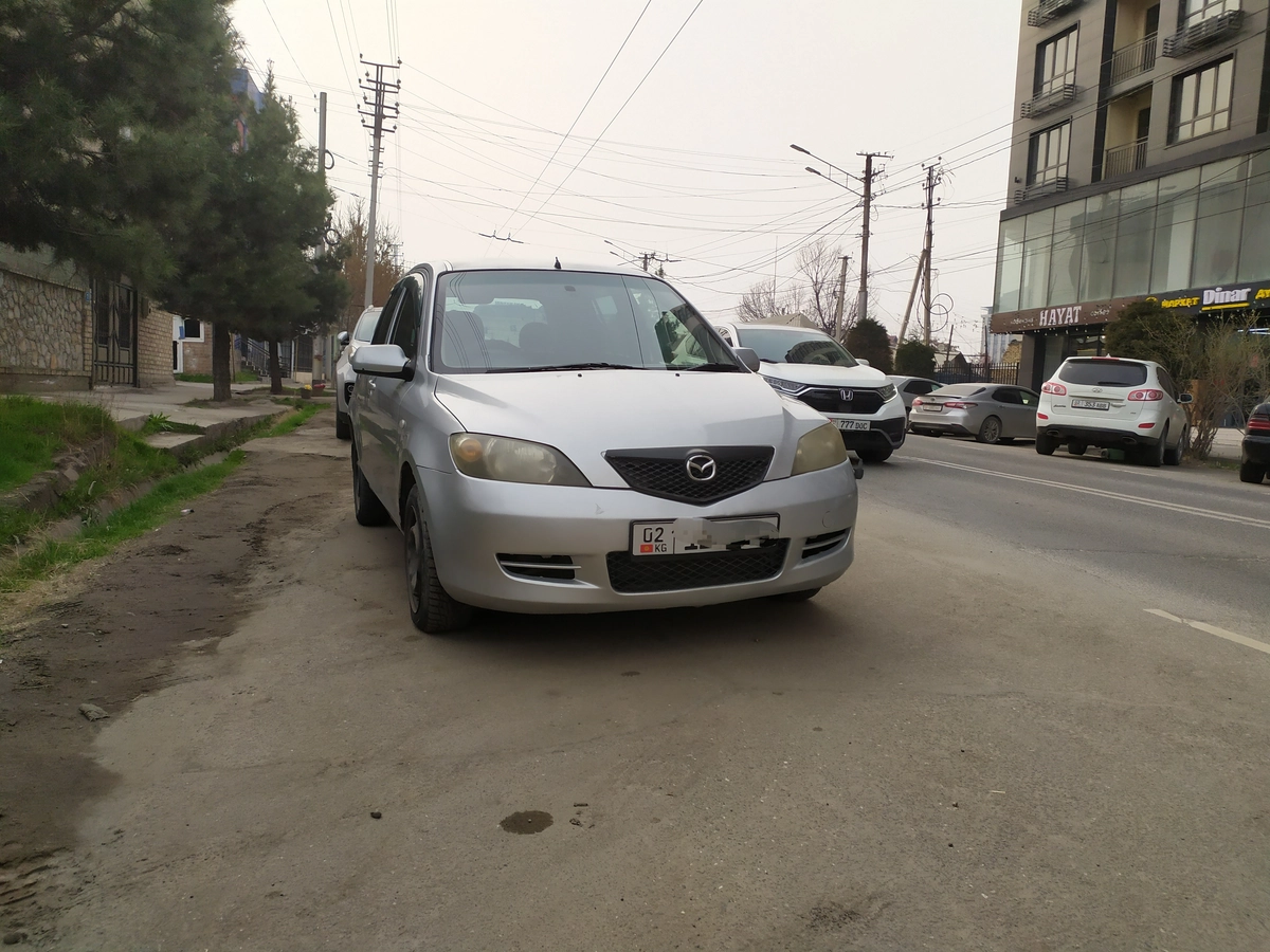 Mazda Demio II (DY) 1.3 AT