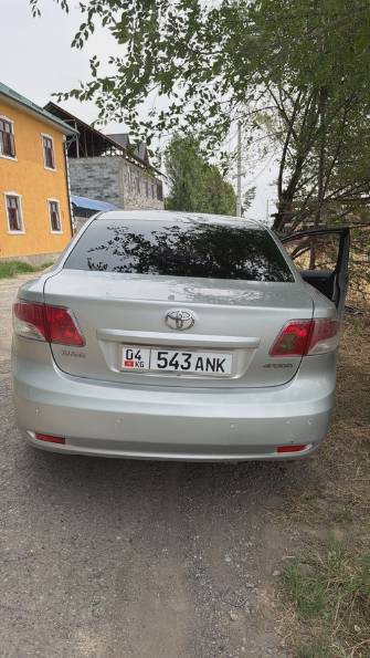Toyota Avensis III Рестайлинг 1.8 CVT