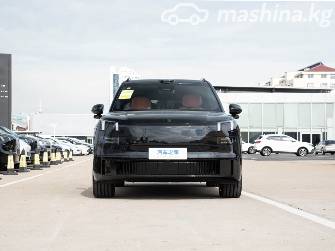 Lynk & Co 900 2.0hyb AT 4WD