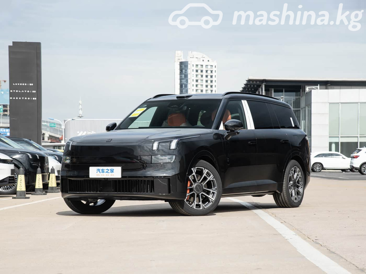 Lynk & Co 900 2.0hyb AT 4WD