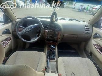 Daewoo Nubira II 1.5 MT