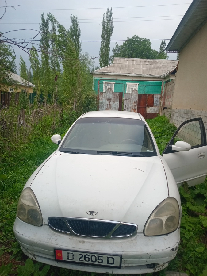 Daewoo Nubira I 1.6 MT