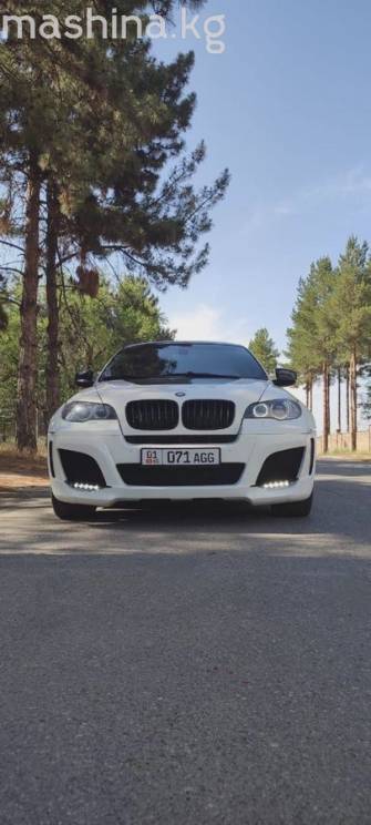 BMW X6 M I (E71) 4.4 AT 4WD