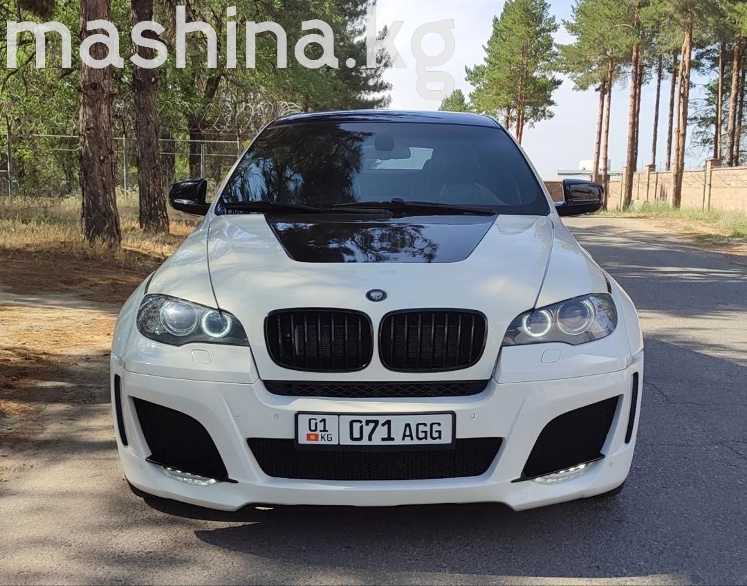 BMW X6 M I (E71) 4.4 AT 4WD