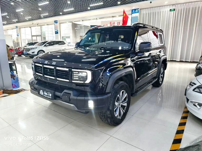 BAIC BJ40 I Рестайлинг 2.0 AT 4WD