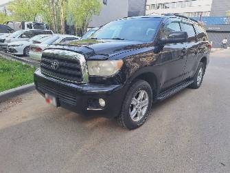 Toyota Sequoia II 5.7 AT 4WD
