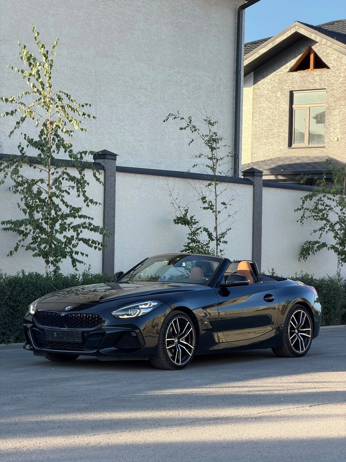 Открыть фото BMW Z4 III (G29) Рестайлинг 20i 2.0 AT