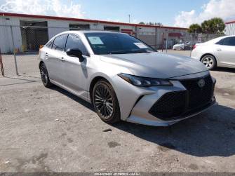 Toyota Avalon V 2.5hyb CVT