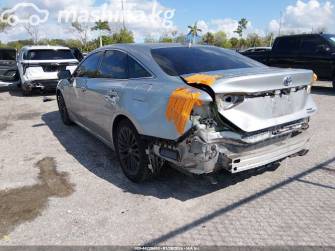 Toyota Avalon V 2.5hyb CVT