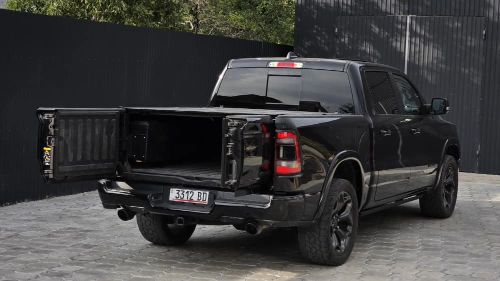 Открыть фото Dodge RAM RAM 1500 V Quad Cab 5.7 AT 4WD