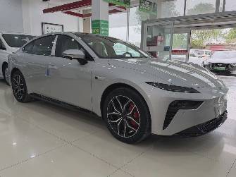 Dongfeng eπ 007 1.5hyb AT