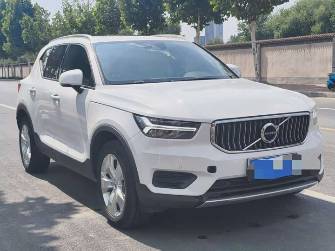 Volvo XC40 I 1.5 AT