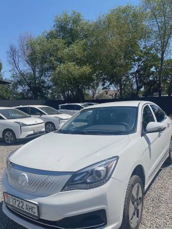 Dongfeng Aeolus E70 43.2 kWh Electro AT