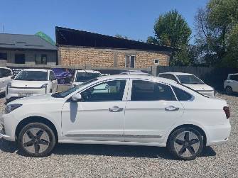 Dongfeng Aeolus E70 43.2 kWh Electro AT