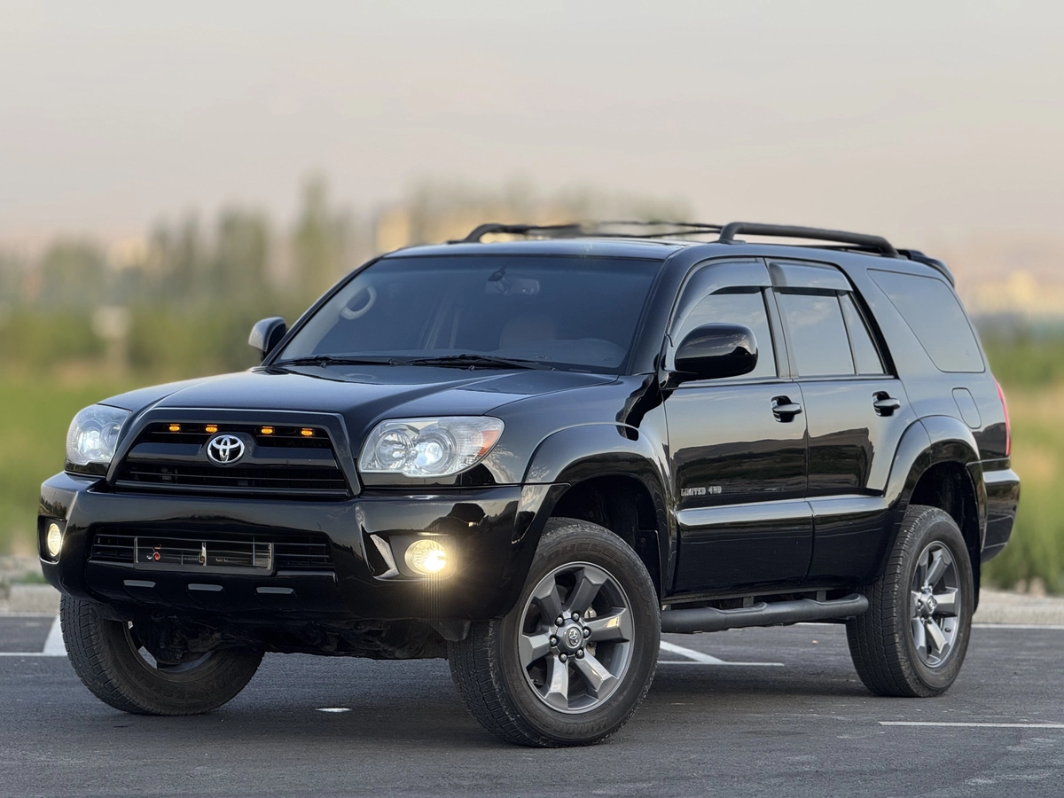 Toyota 4Runner IV Рестайлинг 4.0 AT 4WD