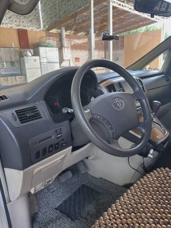Toyota Alphard I 2.4 AT