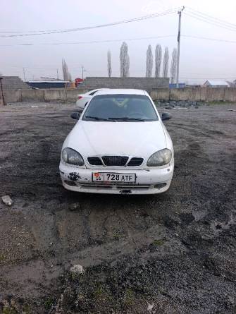 Daewoo Lanos (Sens) 1.5 MT