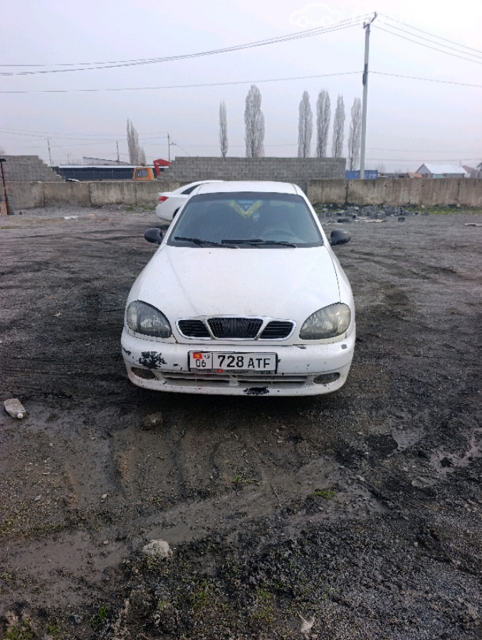 Daewoo Lanos (Sens) 1.5 MT