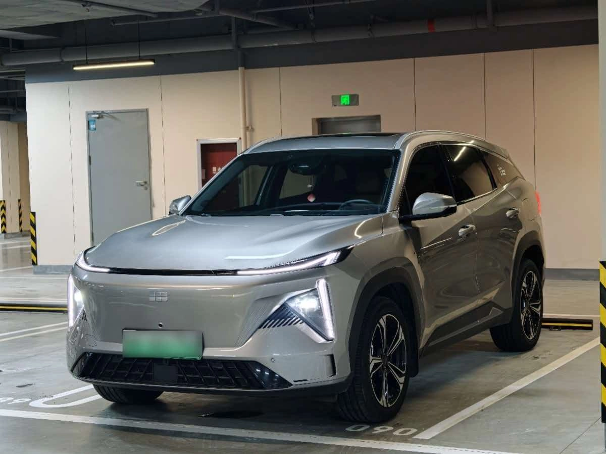 Geely Galaxy L7 18.7 kWh 1.5hyb AT