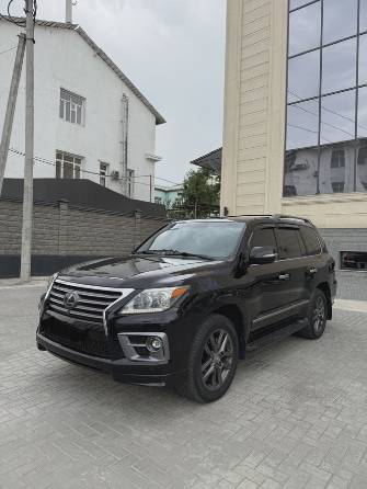 Lexus LX III Рестайлинг 570 5.7 AT 4WD