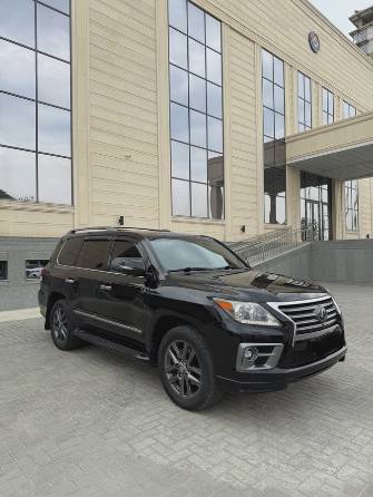 Lexus LX III Рестайлинг 570 5.7 AT 4WD