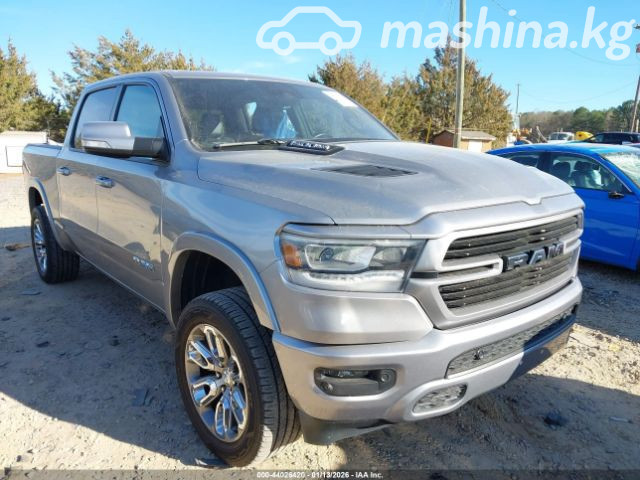 Открыть фото RAM 1500 V Quad Cab 5.7 AT 4WD