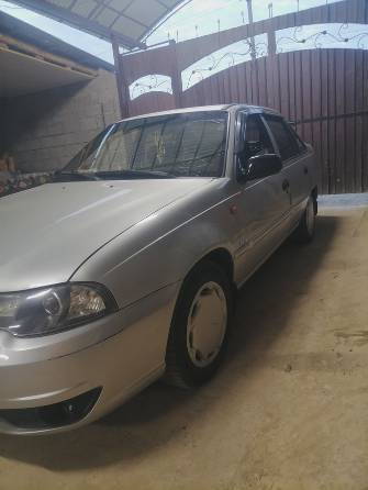 Daewoo Nexia I Рестайлинг 1.5 MT