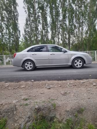 Daewoo Lacetti J200 I 1.6 MT