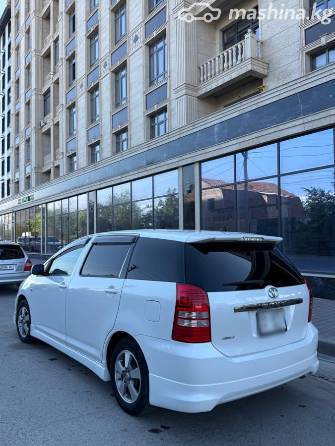 Toyota Wish I Рестайлинг 1.8 AT