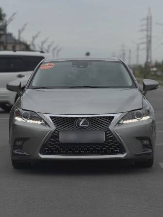 Lexus CT I Рестайлинг 2 200h 1.8hyb CVT