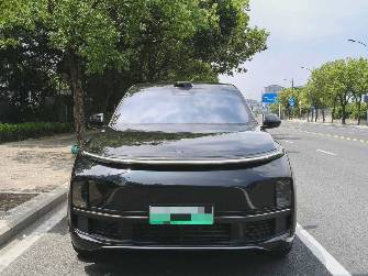 LiXiang L8 Рестайлинг 1.5hyb AT 4WD