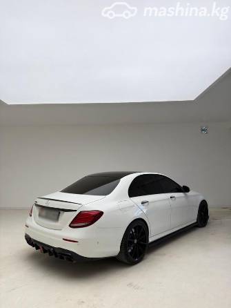 Mercedes-Benz E-Класс AMG V (W213) 43 AMG 3.0 AT 4WD