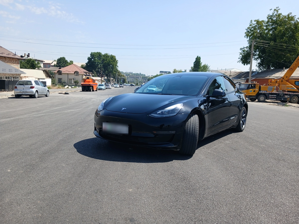 Открыть фото Tesla Model 3 I Long Range Electro AT 4WD