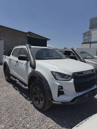Isuzu D-Max III 1.9 AT 4WD