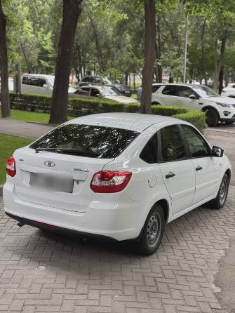 ВАЗ (Lada) Granta I 1.6 AT