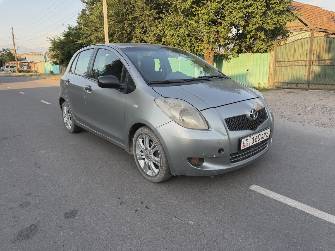 Toyota Yaris II 1.3 MT