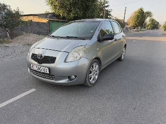 Toyota Yaris II 1.3 MT