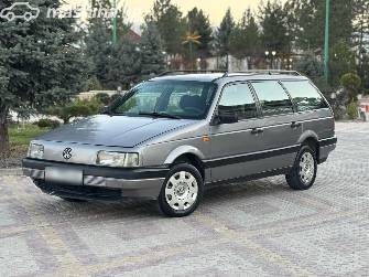 Volkswagen Passat B3 1.8 MT
