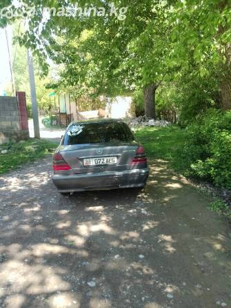 Mercedes-Benz C-Класс I (W202) Рестайлинг 180 1.8 MT