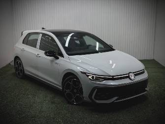 Volkswagen Golf GTI VIII 2.0 AMT